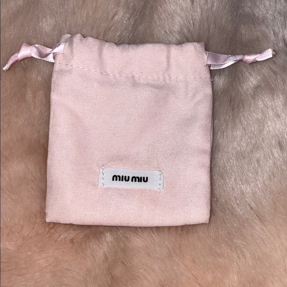 Miu Miu Quilted Pink Cosmetic Case - Picture 3 of 7